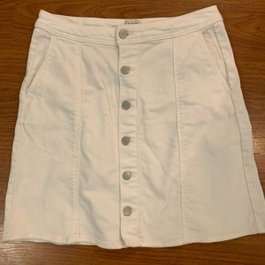 White denim skirt